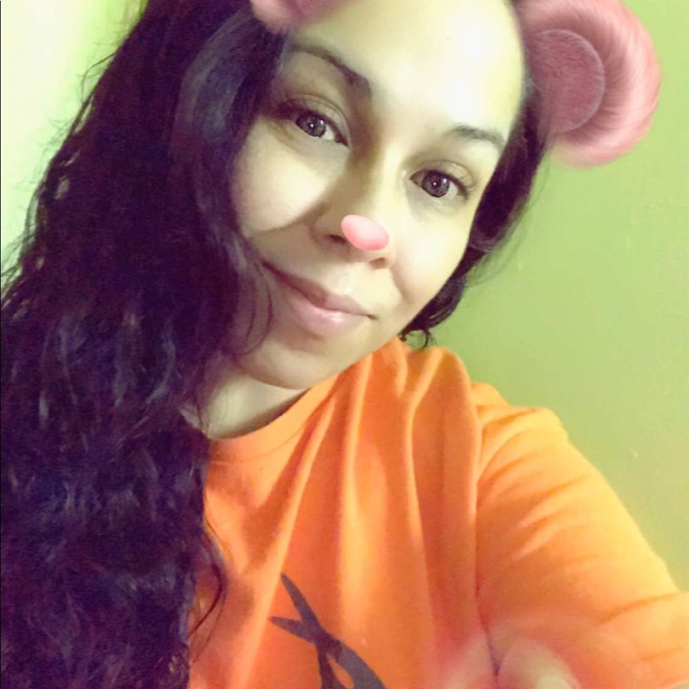 Meet your Posher, Sonia